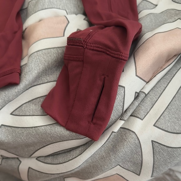 Lululemon Athletica Red Relaxed Long Sleeve - Picture 3 of 5